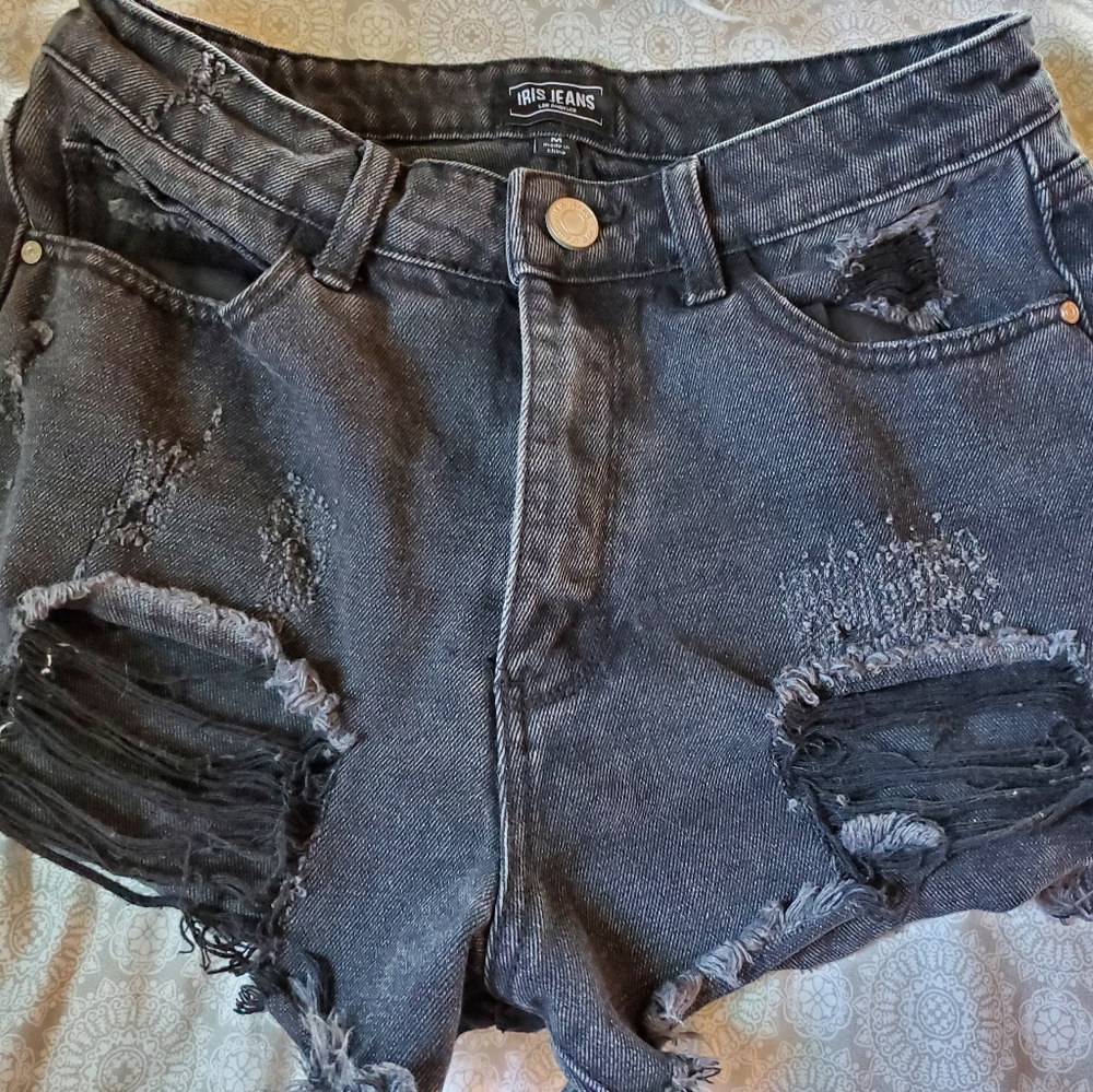 black jean shorts